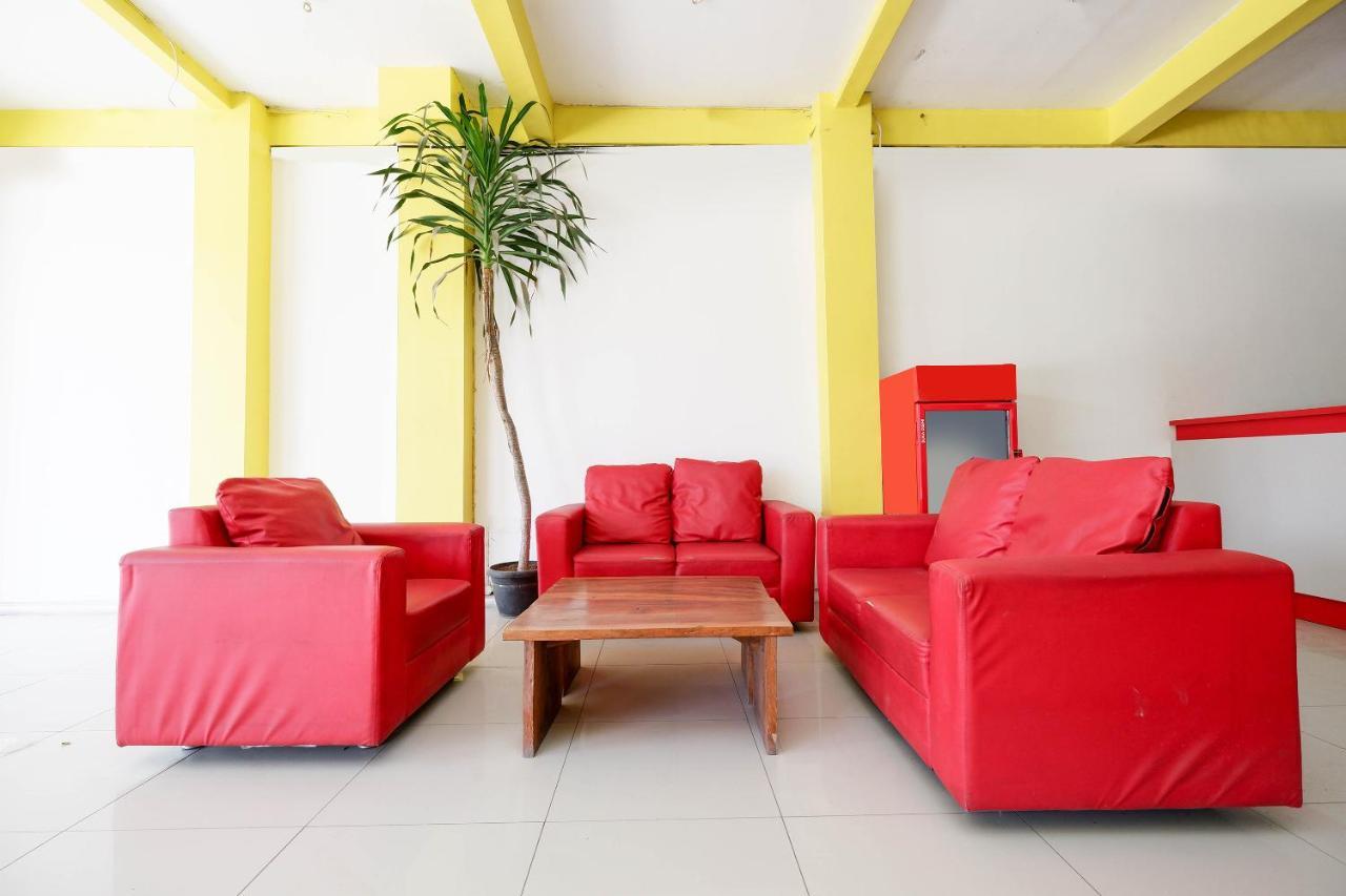 Super Oyo 1620 Sion Family Residence Grobogan Dış mekan fotoğraf